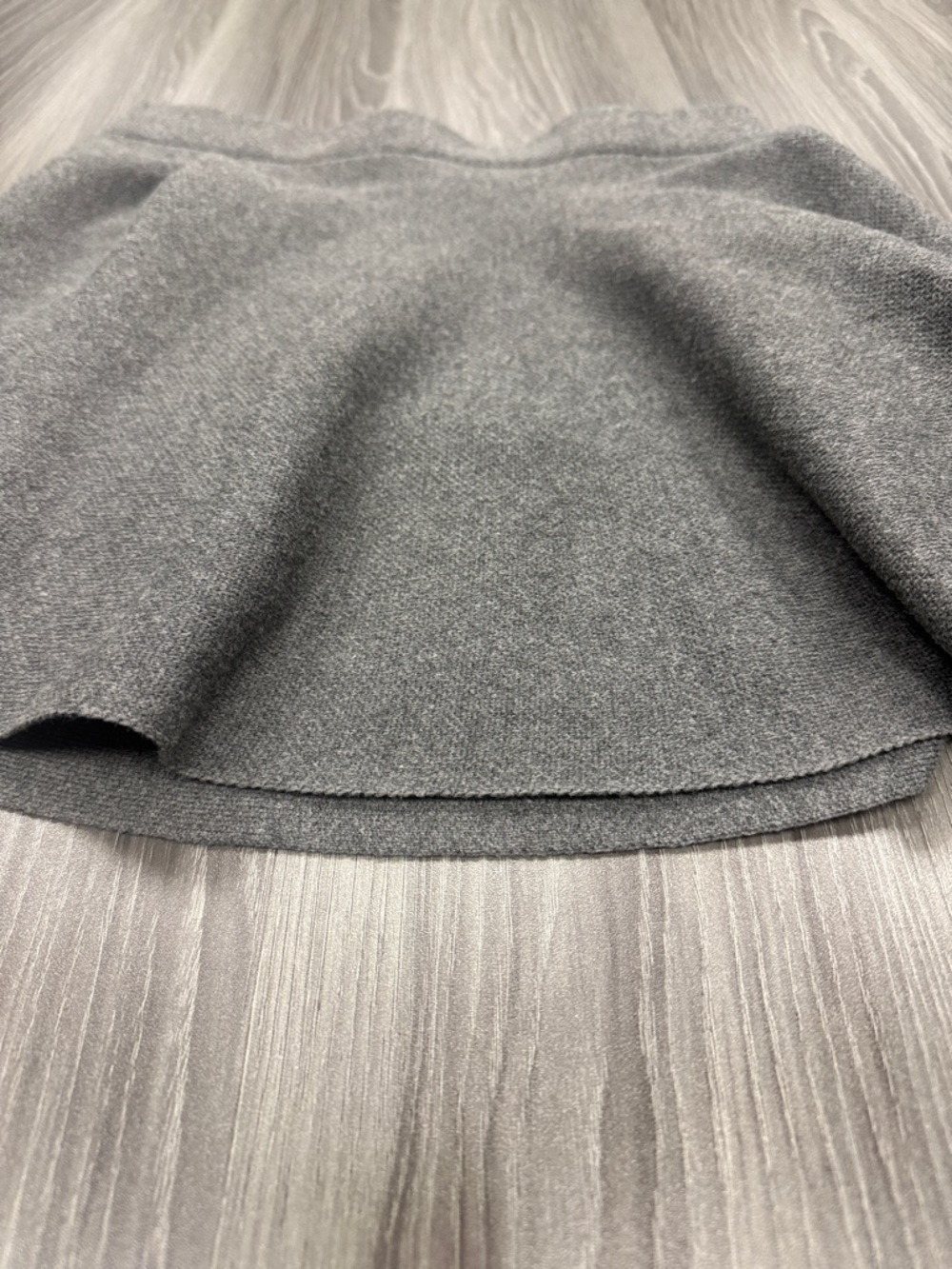 She + Sky Gray Circle Mini Flared Skater Skirt Size Small - Picture 4 of 8